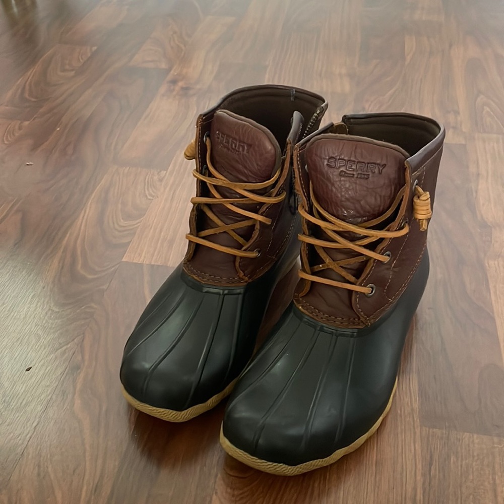 Sperry duck boots